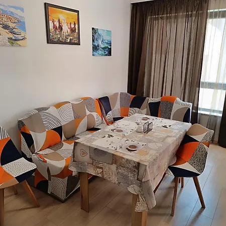10 улица македония 33 Daire
